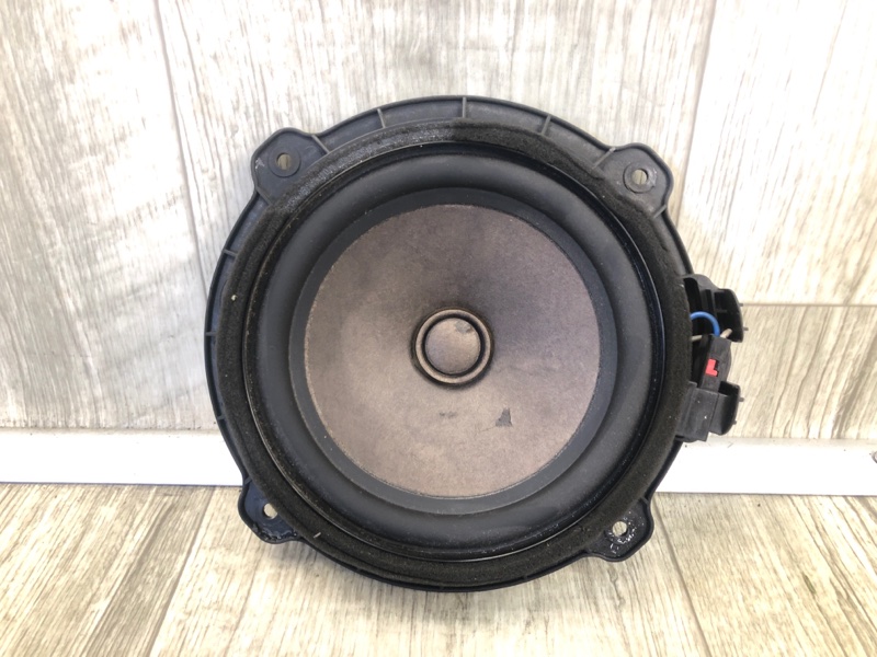 Динамик задний правый KIA FORTE/CERATO TD 08-13 2009 TD 2.0 G4KD 963401M000 Б/У