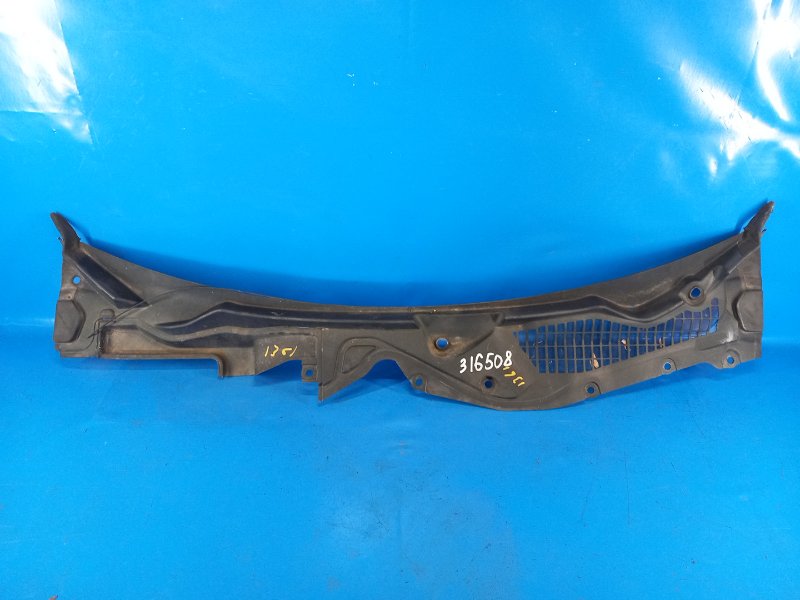 Пластик под лобовое стекло / Жабо FORD MUSTANG 15- 2017 3.7 C37PDED FR3B63018A15 Б/У