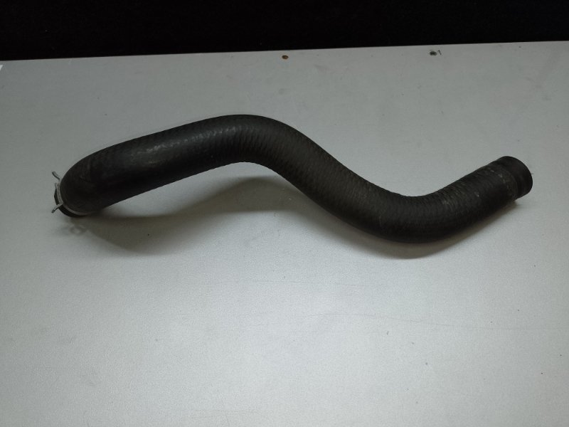 Патрубок системы охлаждения FOCUS 10-18 2.0