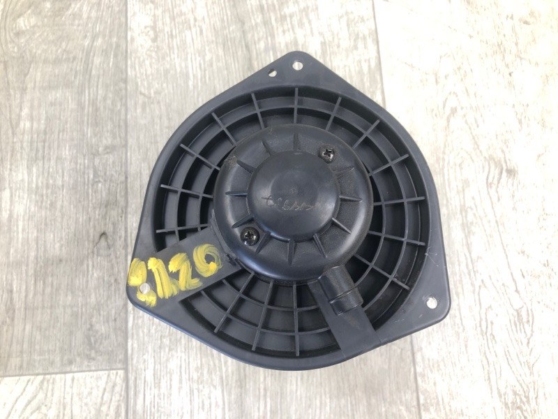 Моторчик печки MITSUBISHI OUTLANDER XL 05-13 2.4 4B12 Моторчик печки MITSUBISHI OUTLANDER XL 05-13 2.4 4B12