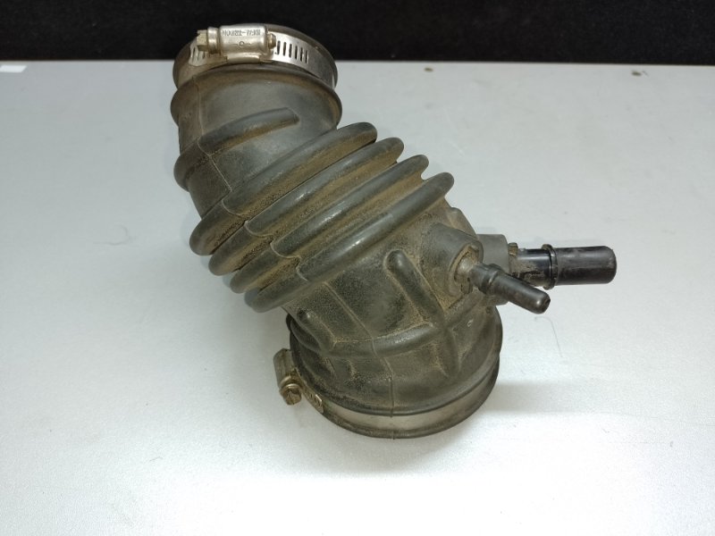 Патрубок воздушного фильтра FORD FOCUS 10-18 2.0 CP9Z-9C623-A Б/У