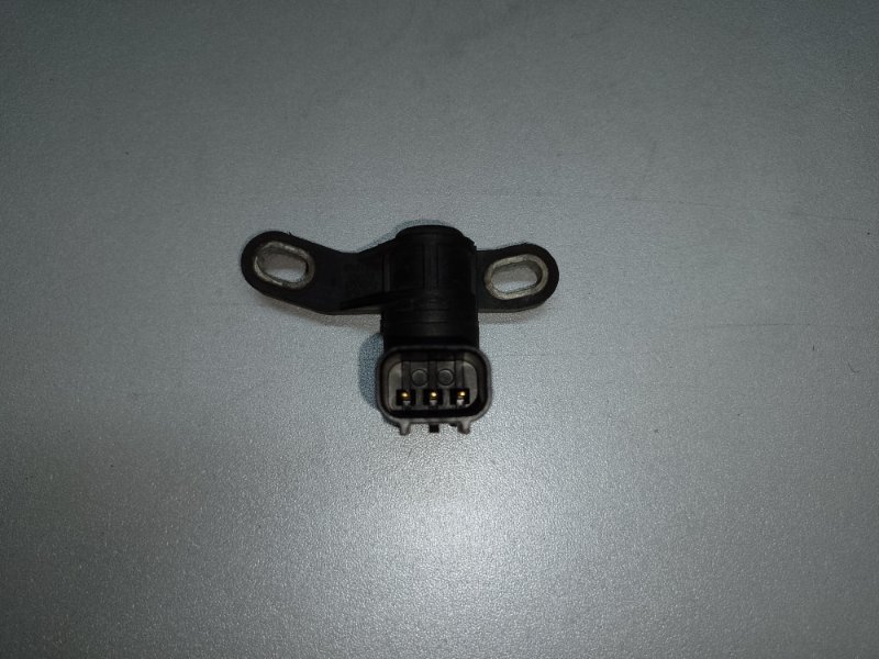 Датчик положения коленвала FORD FOCUS 10-18 2.0