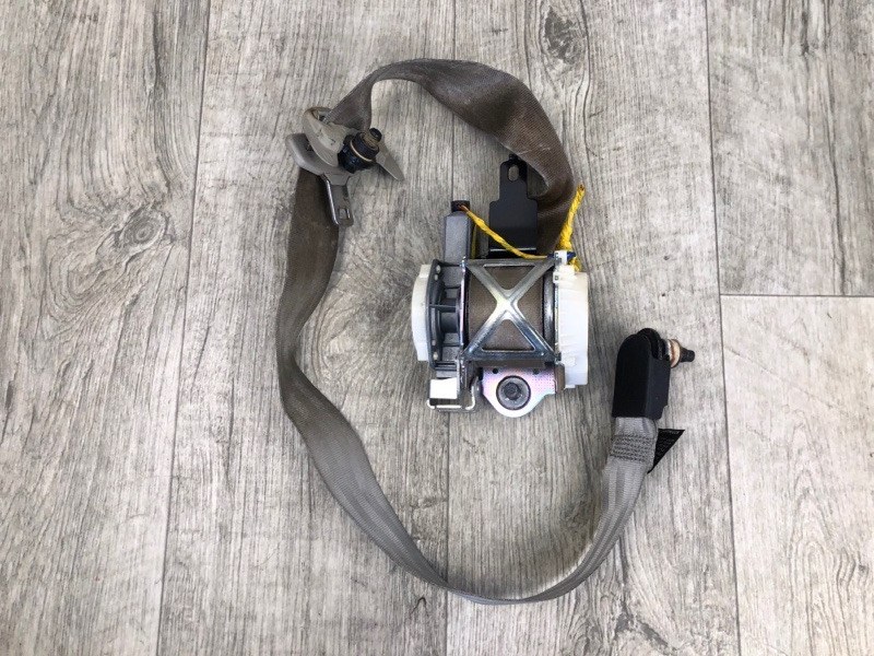 Ремень безопасности передний левый KIA FORTE/CERATO TD 08-13 2009 TD 2.0 G4KD 888101M5008O Б/У