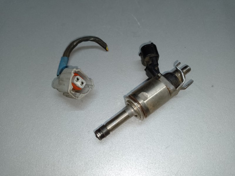 Форсунка топливная FORD FOCUS 10-18 2.0 CP9Z-9F593-B Б/У