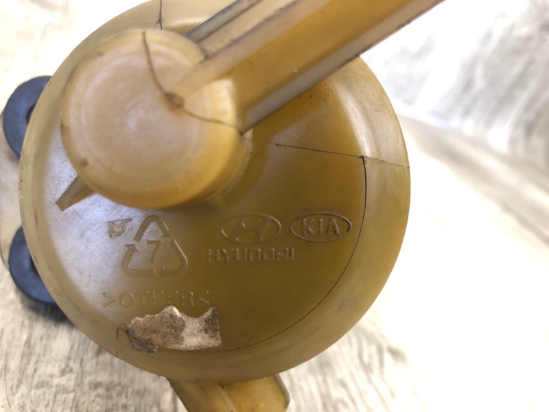 Бачок ГУР FORTE/CERATO TD 08-13 2009 TD 2.0 G4KD