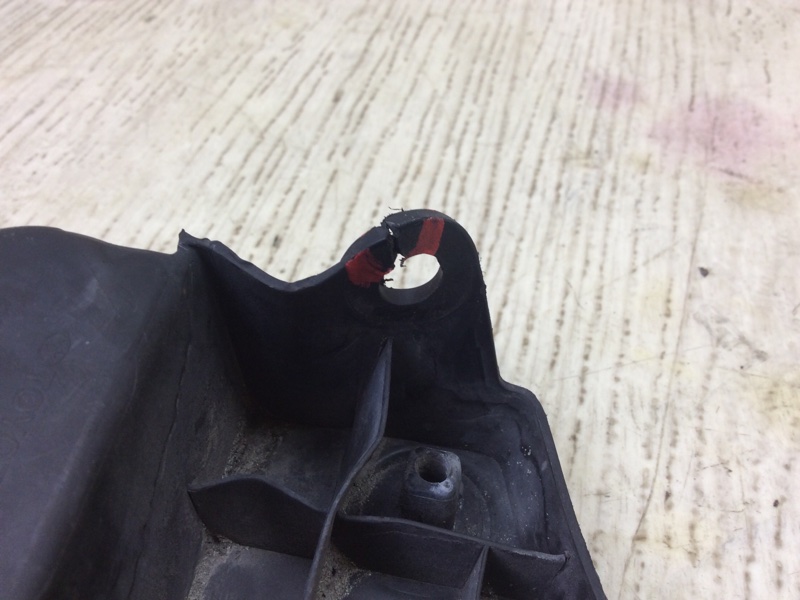 Кронштейн заднего бампера правый CAMRY 70 17- 2018 GSV70 2.5 A25AFKS