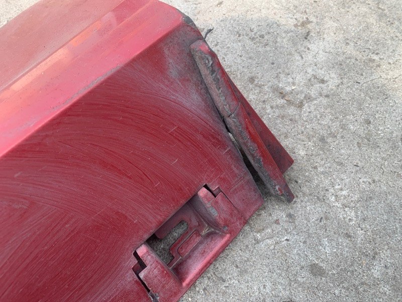 Накладка порога наружная левая 6 GH 07-12