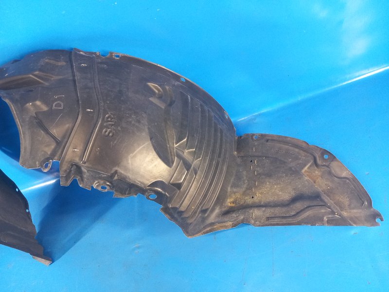 Подкрылок передний левый MAZDA 3 BL 09-13 2.5 L (L5-VE)