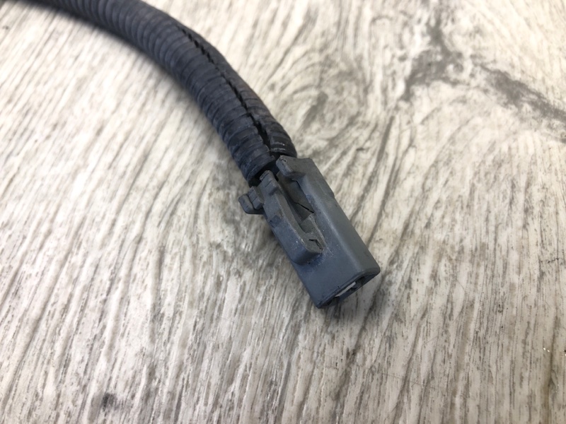 Датчик ABS передний левый FORTE/CERATO TD 08-13 2009 TD 2.0 G4KD