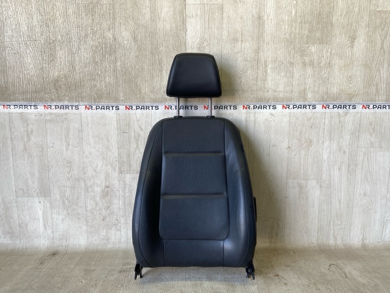 Сиденье переднее левое VOLKSWAGEN TIGUAN 08-17 2011 5N 2.0 CCTA 5N0881805FF Б/У