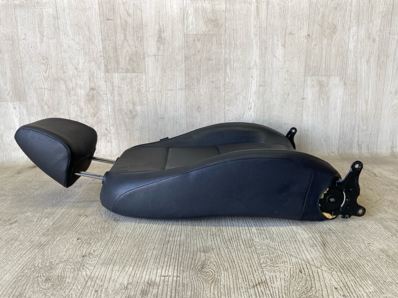 Сиденье переднее левое VOLKSWAGEN TIGUAN 08-17 5N 2.0 CCTA