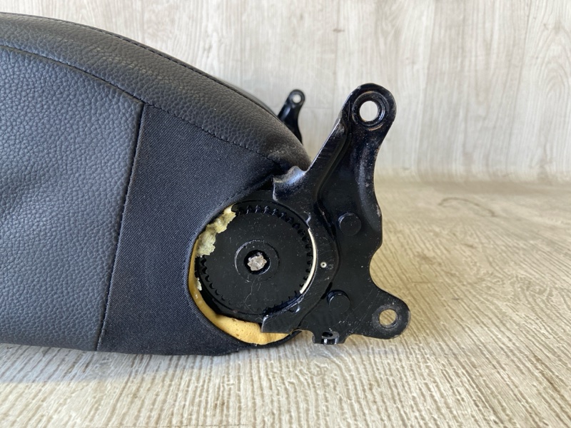 Сиденье переднее левое TIGUAN 08-17 2011 5N 2.0 CCTA