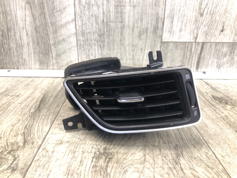 Дефлектор воздушный передний левый INFINITI Q50 15-20 2016 SEDAN 2.0T M274 687614GA0A Б/У