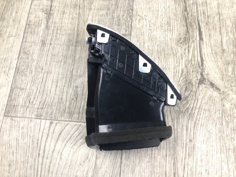 Дефлектор воздушный передний левый Q50 15-20 2016 SEDAN 2.0T M274