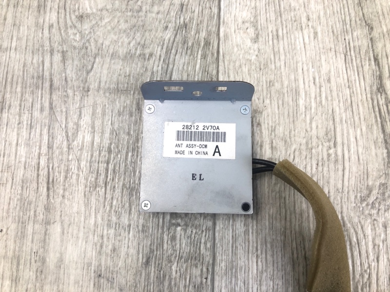 Усилитель антенны INFINITI Q50 15-20 SEDAN 2.0T M274