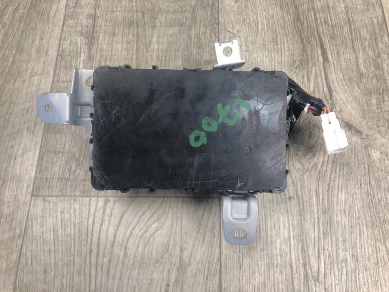 Запчасть блок комфорта INFINITI Q50 15-20 2016 SEDAN 2.0T M274 284B14HK5A Б/У Блок комфорта INFINITI Q50 15-20 2016 SEDAN 2.0T M274 284B14HK5A Б/У