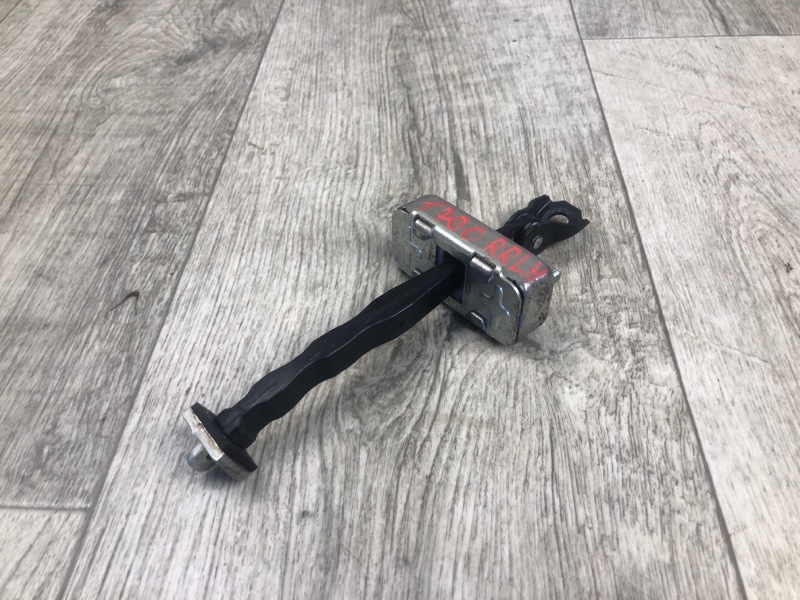 Ограничитель двери задний левый INFINITI Q50 15-20 2016 SEDAN 2.0T M274 824304GA0A Б/У