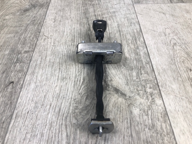 Ограничитель двери задний левый INFINITI Q50 15-20 SEDAN 2.0T M274