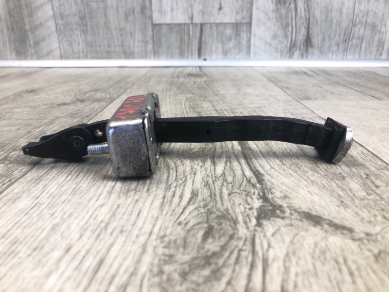 Ограничитель двери задний левый Q50 15-20 2016 SEDAN 2.0T M274