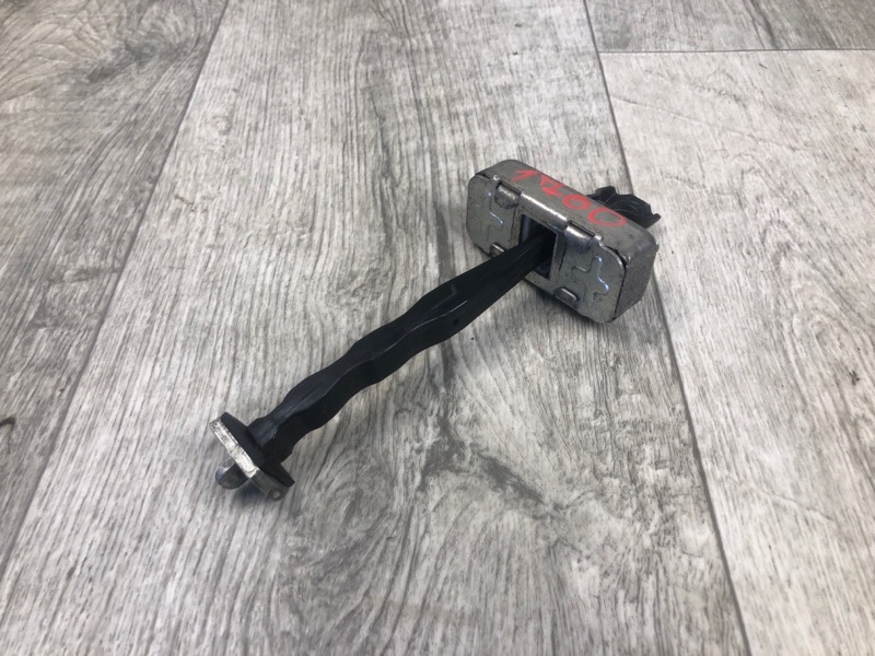 Ограничитель двери задний правый INFINITI Q50 15-20 2016 SEDAN 2.0T M274 824304GA0A Б/У