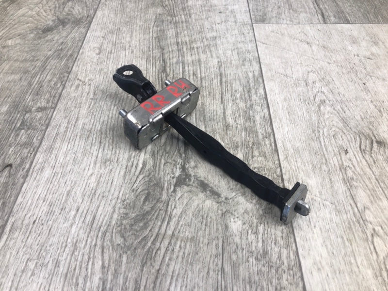 Ограничитель двери задний правый Q50 15-20 2016 SEDAN 2.0T M274