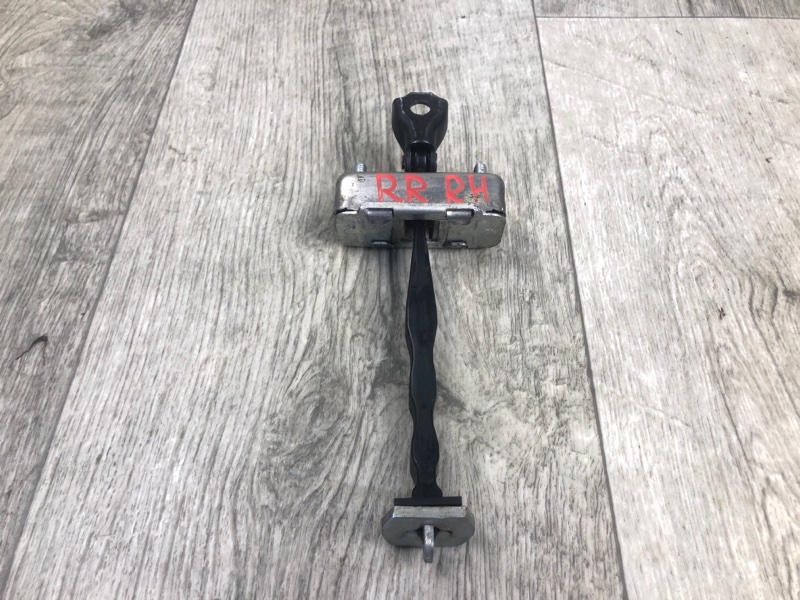 Ограничитель двери задний правый INFINITI Q50 15-20 SEDAN 2.0T M274