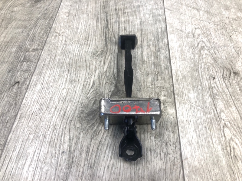 Ограничитель двери задний правый Q50 15-20 2016 SEDAN 2.0T M274