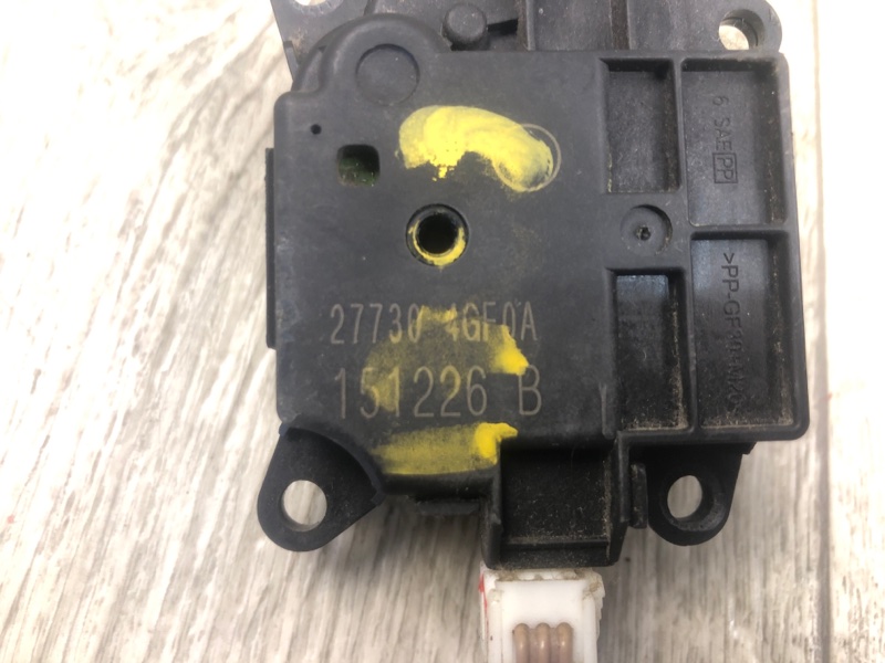 Моторчик заслонки печки Q50 15-20 2016 SEDAN 2.0T M274