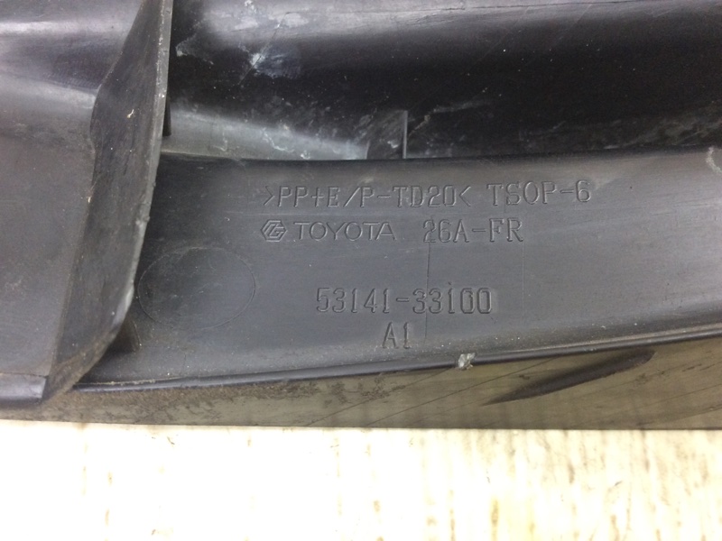 Решетка переднего бампера правая ES350 06-12 2011 SEDAN 3.5 2GR-FE