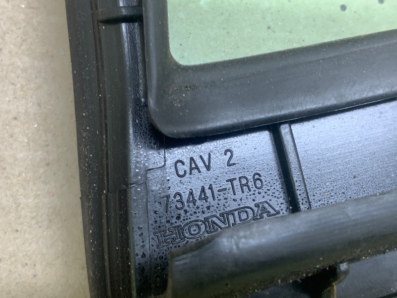 Стекло двери глухое заднее правое CIVIC 11-15