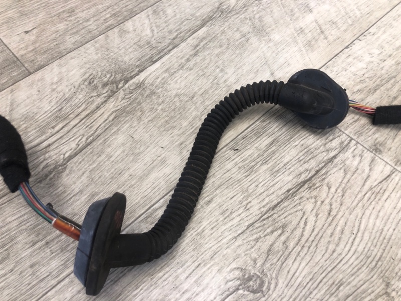 Проводка крышки багажника Q50 15-20 2016 SEDAN 2.0T M274