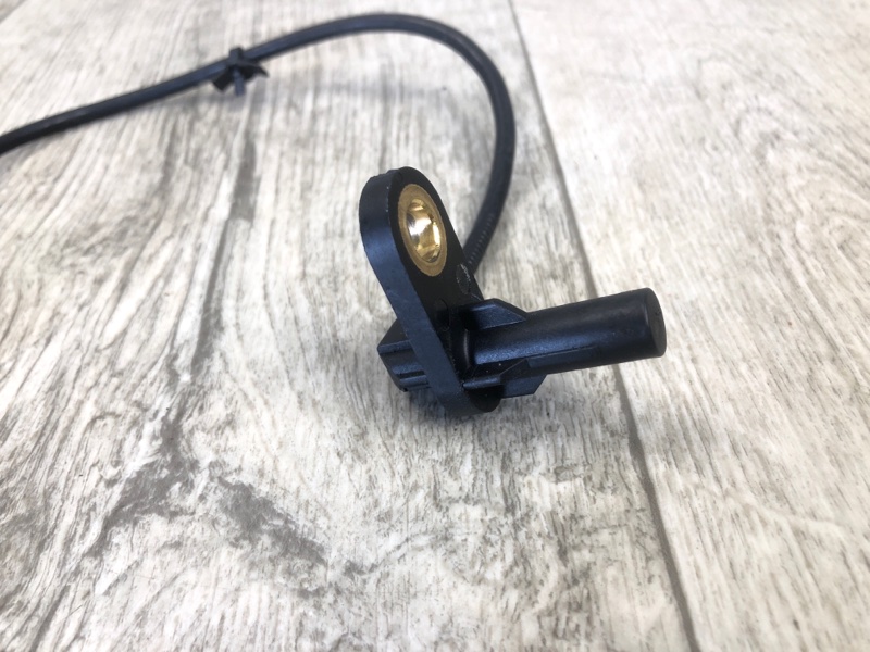 Датчик ABS задний левый Q50 15-20 2016 SEDAN 2.0T M274