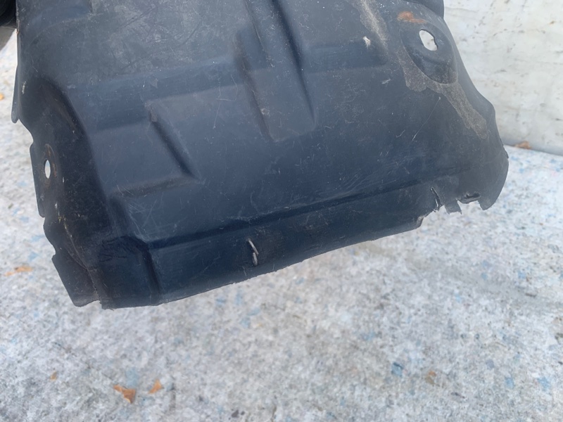 Подкрылок передний правый 3 BK 03-08 2006 BK 2.3 L3