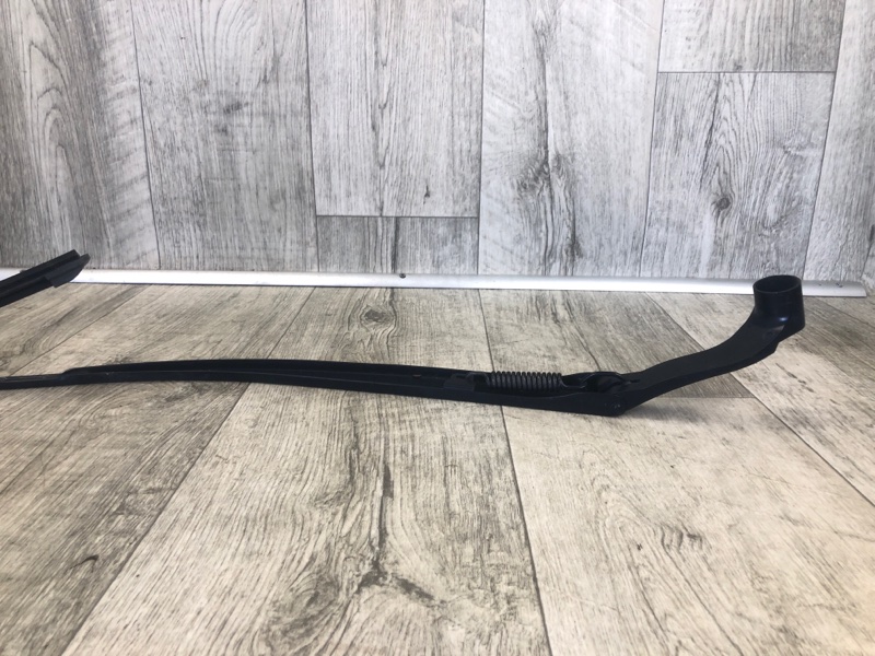 Поводок стеклоочистителя передний правый Q50 15-20 2016 SEDAN 2.0T M274