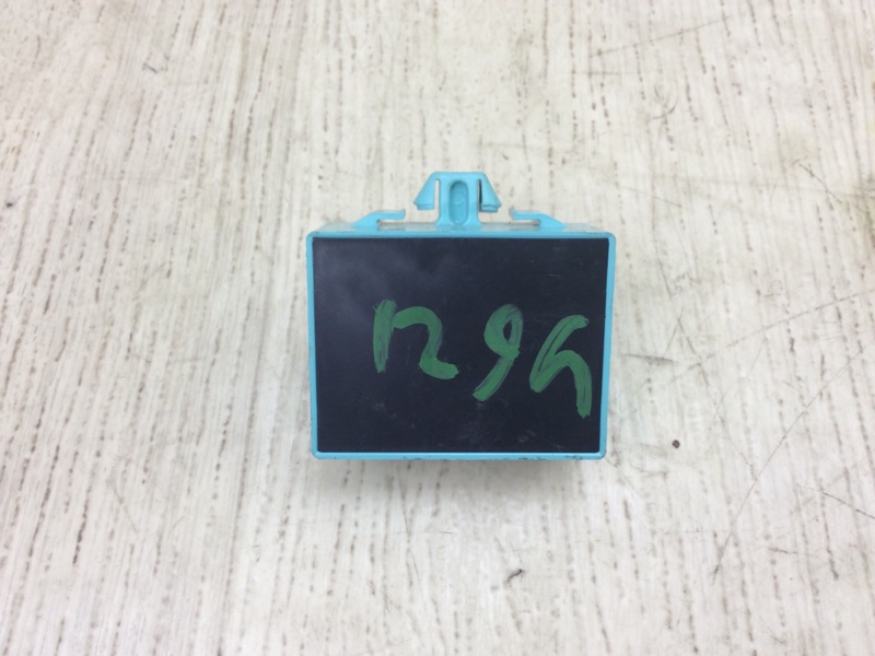 Блок электронный LEXUS ES350 06-12 SEDAN 3.5 2GR-FE Блок электронный LEXUS ES350 06-12 SEDAN 3.5 2GR-FE