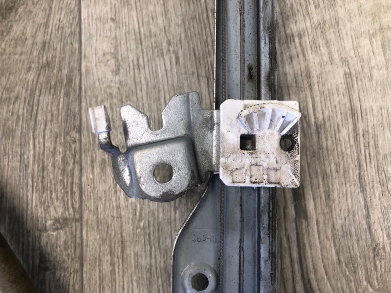 Стеклоподъемник передний левый Q50 15-20 2016 SEDAN 2.0T M274 Стеклоподъемник передний левый Q50 15-20 2016 SEDAN 2.0T M274