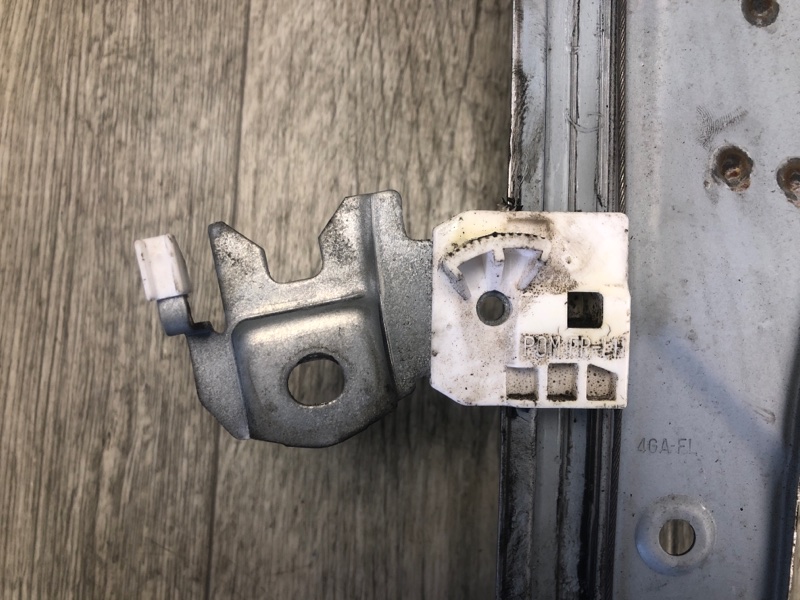 Стеклоподъемник передний левый Q50 15-20 2016 SEDAN 2.0T M274 Стеклоподъемник передний левый Q50 15-20 2016 SEDAN 2.0T M274