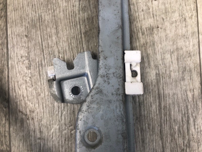 Стеклоподъемник передний правый Q50 15-20 2016 SEDAN 2.0T M274 Стеклоподъемник передний правый Q50 15-20 2016 SEDAN 2.0T M274