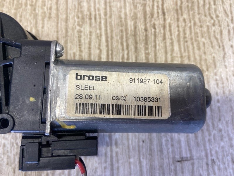 Моторчик регулировки сиденья передний левый LEGACY 09-15 BM 2012 SEDAN 3.6 EZ36