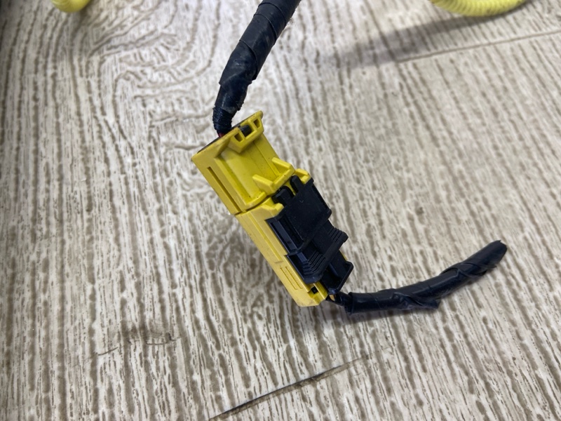 Подушка безопасности в сиденье передняя правая LEGACY 09-15 BM 2012 SEDAN 3.6 EZ36