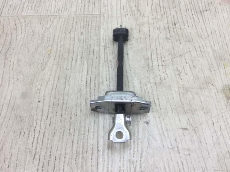 Ограничитель двери задний левый LEXUS ES350 06-12 SEDAN 3.5 2GR-FE