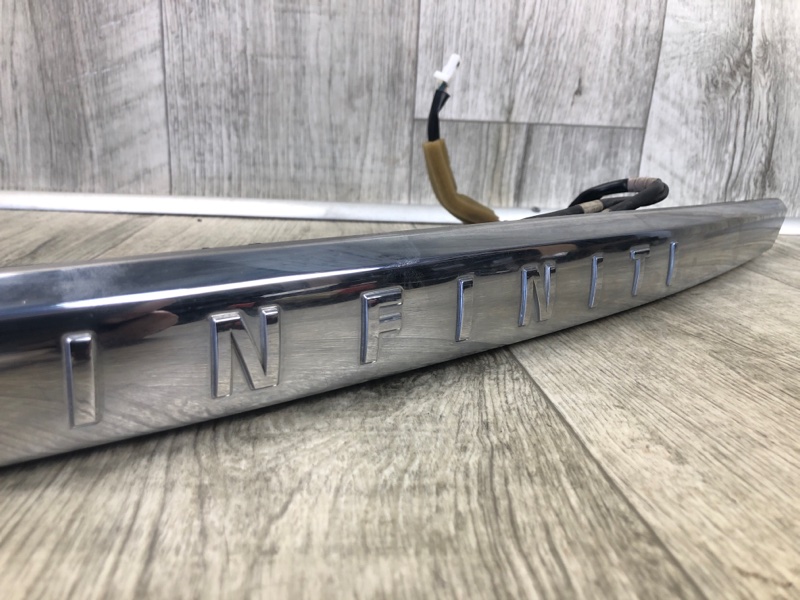 Панель подсветки номера Q50 15-20 2016 SEDAN 2.0T M274