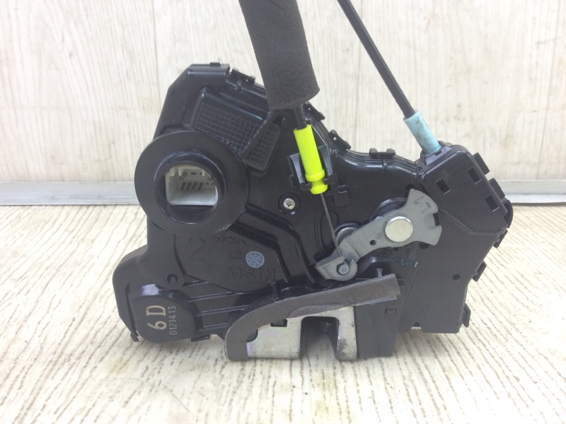 Замок двери передний левый LEXUS ES350 06-12 SEDAN 3.5 2GR-FE