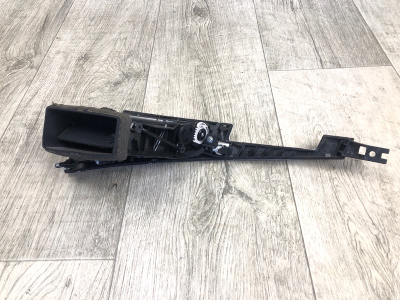 Дефлектор воздушный передний правый Q50 15-20 2016 SEDAN 2.0T M274 Дефлектор воздушный передний правый Q50 15-20 2016 SEDAN 2.0T M274