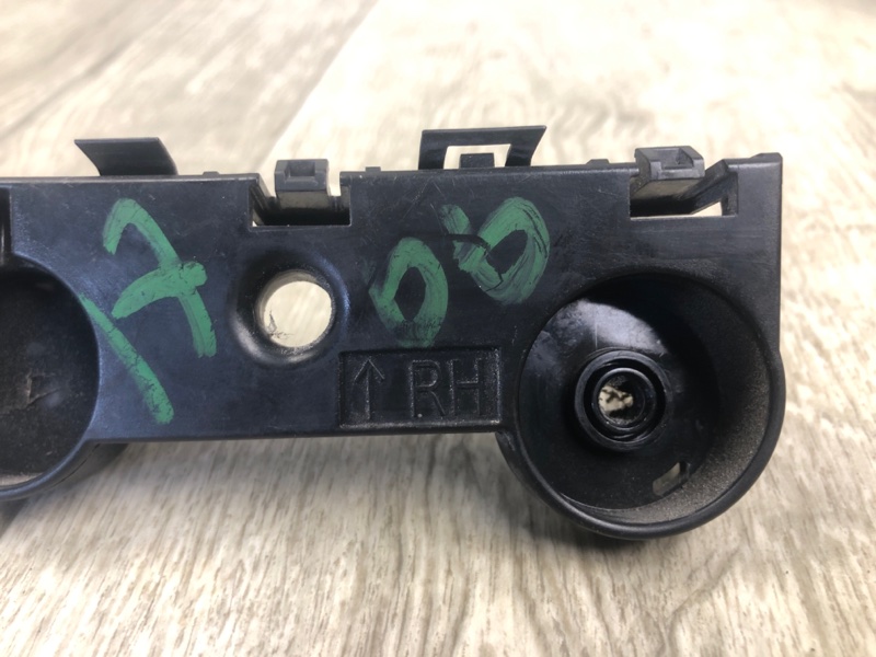 Кронштейн заднего бампера правый Q50 15-20 2016 SEDAN 2.0T M274