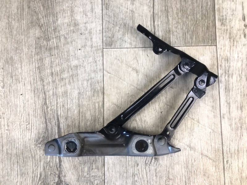 Петля крышки багажника правая Q50 15-20 2016 SEDAN 2.0T M274