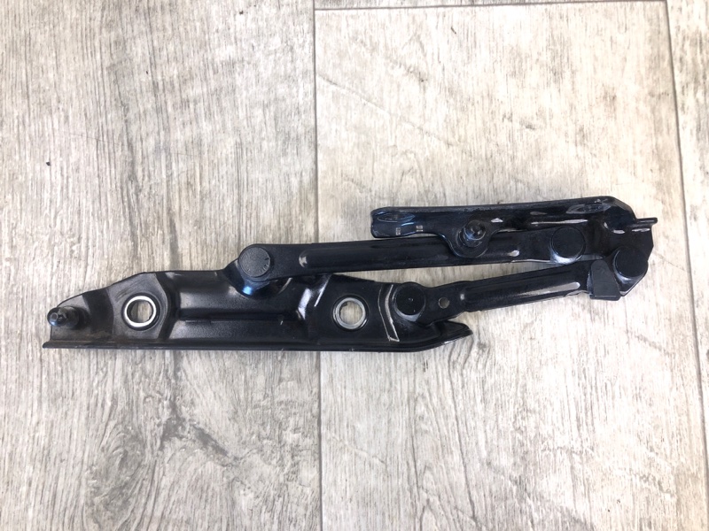 Петля крышки багажника левая Q50 15-20 2016 SEDAN 2.0T M274 Петля крышки багажника левая Q50 15-20 2016 SEDAN 2.0T M274