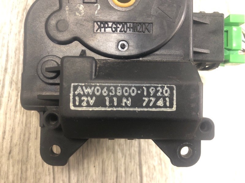 Моторчик печки LEGACY 09-15 BM 2012 SEDAN 3.6 EZ36 Моторчик печки LEGACY 09-15 BM 2012 SEDAN 3.6 EZ36