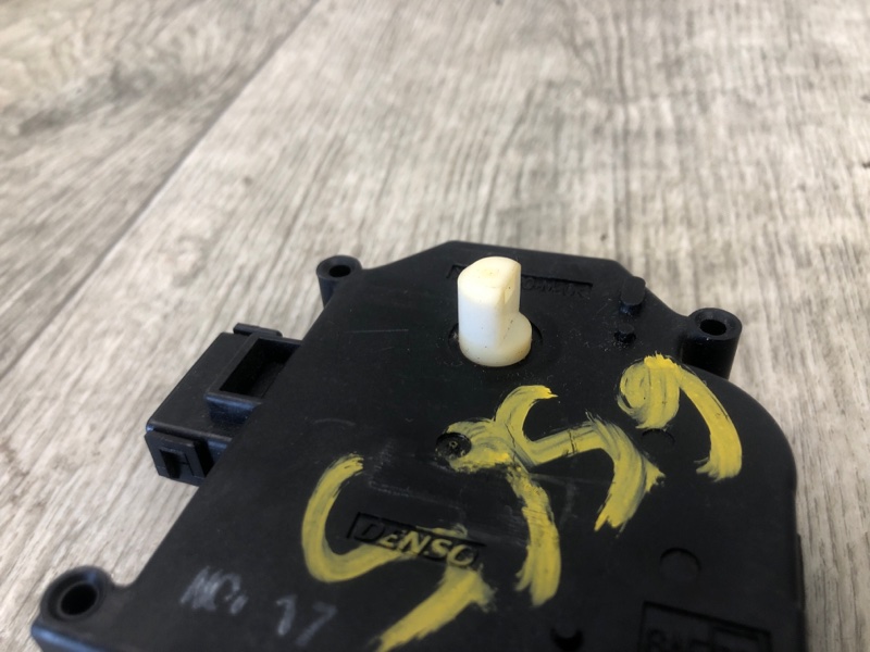 Моторчик заслонки печки LEGACY 09-15 BM 2012 SEDAN 3.6 EZ36