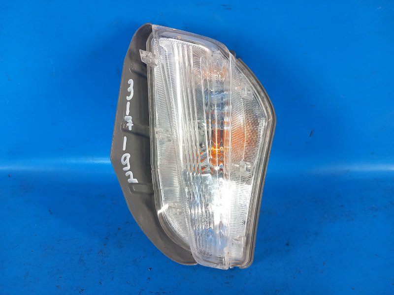 Указатель поворота левый TOYOTA PRIUS PLUS 11-14 8151147030 Б/У